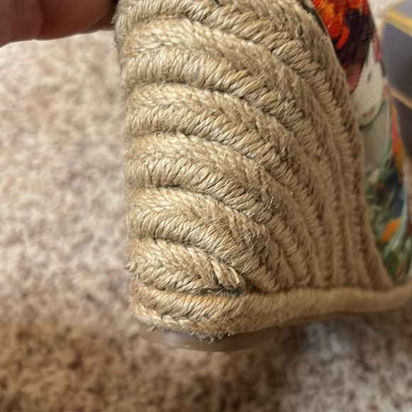 Louise et Cie Floral Espadrilles - Picture 6 of 7